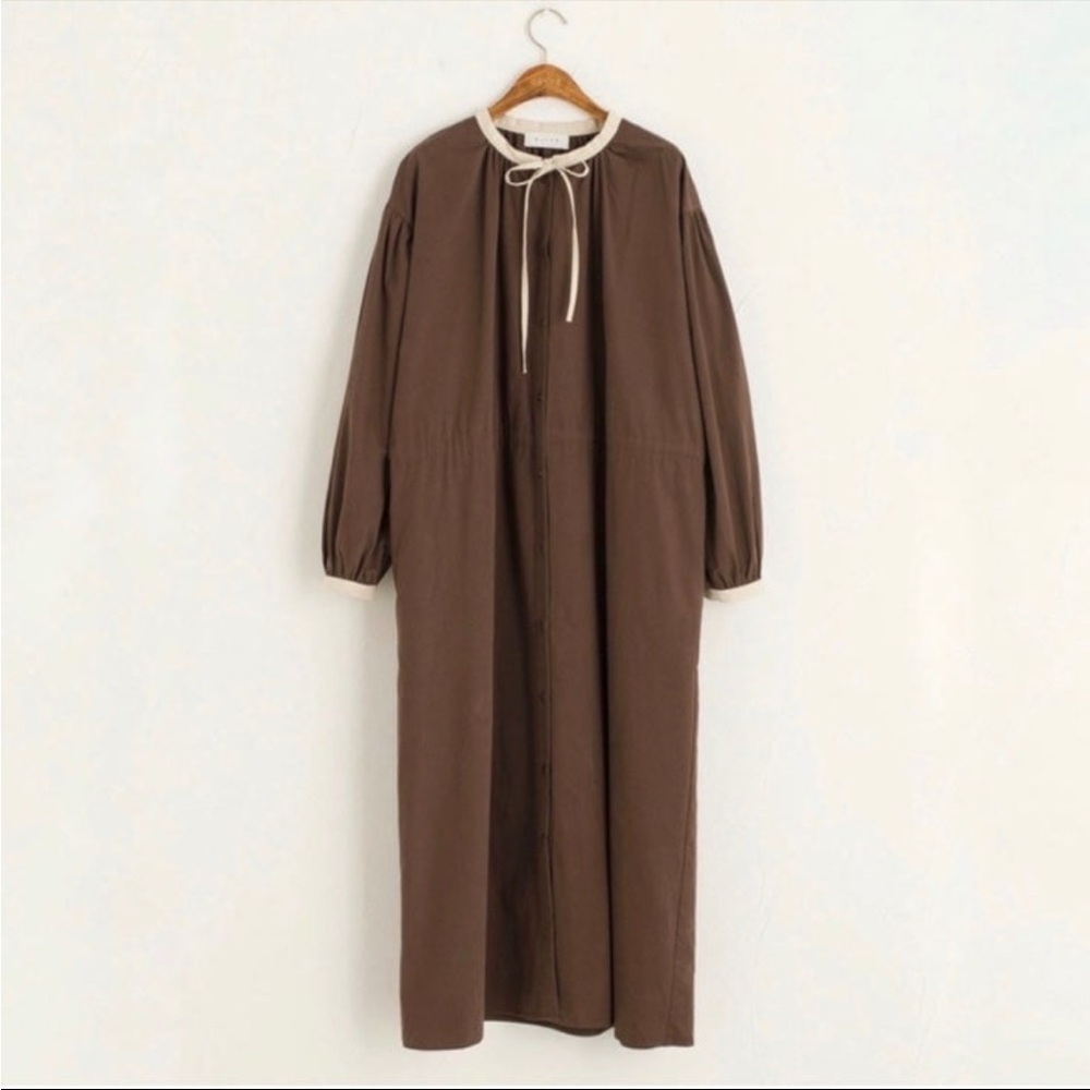 Olive Clothing Co UK Brand Balloon Sleeve Tie Neck Dress